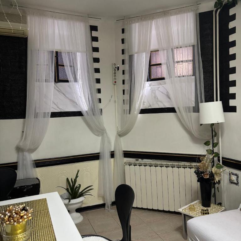 Low cost studio underground - One-Bedroom Apartment - 15