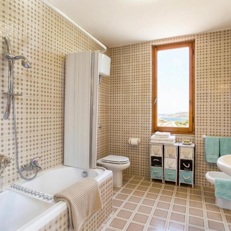 ClickSardegna Villa Emanuel ad Alghero con Vista mare spettacolare, piscina indipendente per 8 persone - Villa - 72