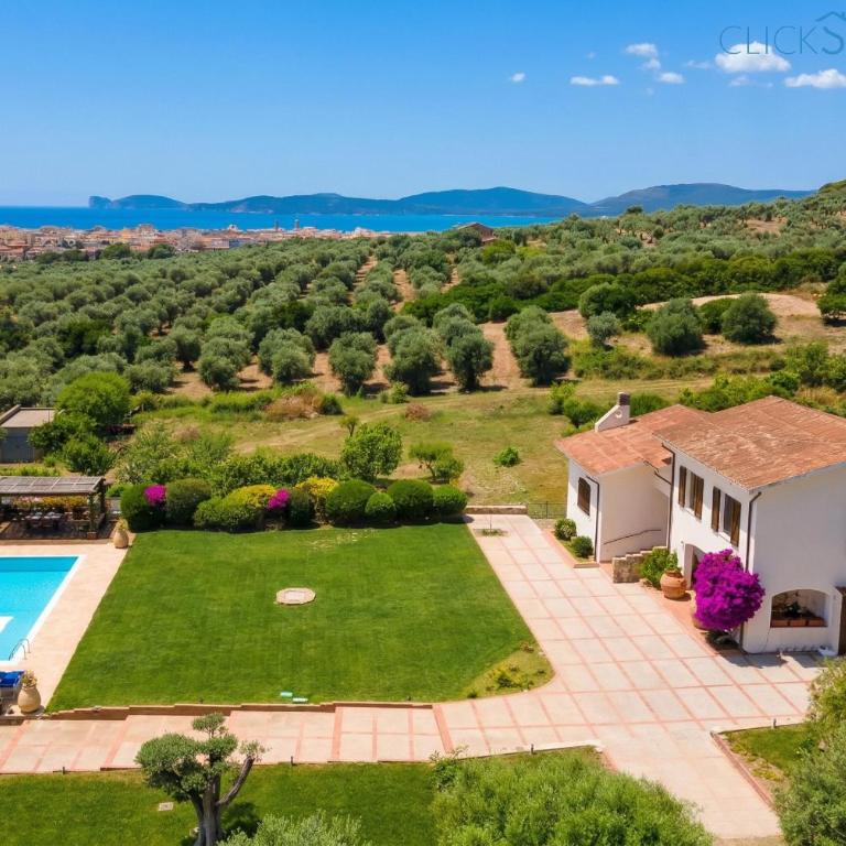 ClickSardegna Villa Emanuel ad Alghero con Vista mare spettacolare, piscina indipendente per 8 persone - Villa - 4