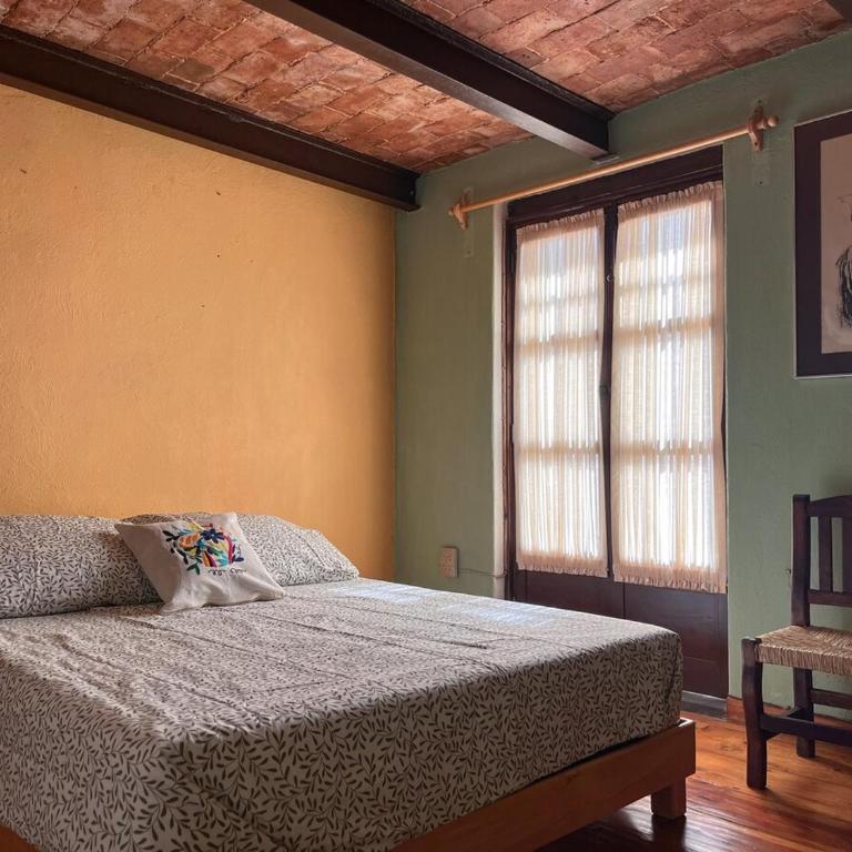 Beautiful and spacious Colonial Home, Mexico City - Villa - 11