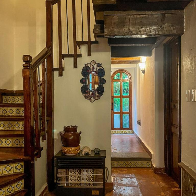 Beautiful and spacious Colonial Home, Mexico City - Villa - 40