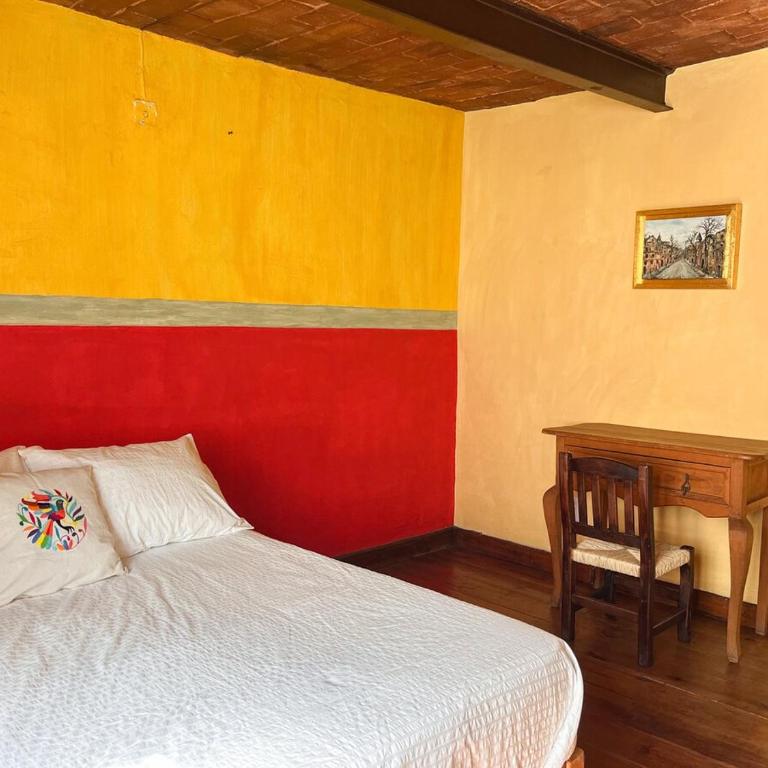 Beautiful and spacious Colonial Home, Mexico City - Villa - 66