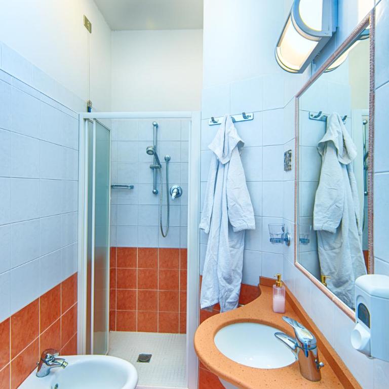 Hotel Granada - Camera Singola Standard - 3