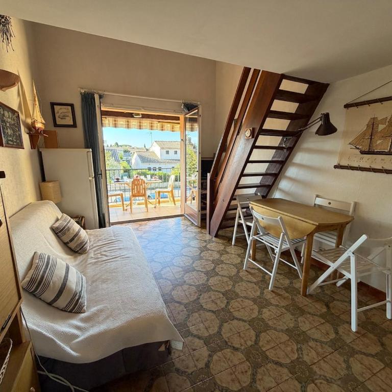 Studio mezzanine a moins de 800m de la mer de La Londe - One-Bedroom Apartment - 6
