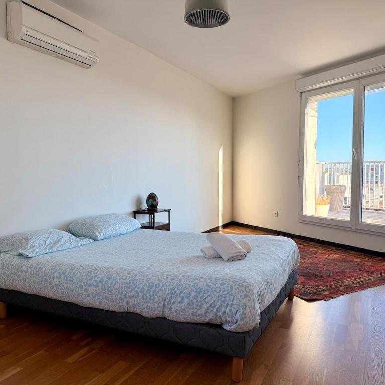 Jouhaux - T5 avec 4 Chambres 2 Salles de bain et Terrasse - Apartment - 12