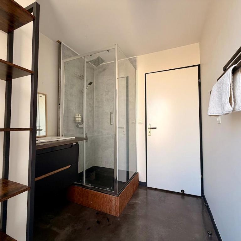 Jouhaux - T5 avec 4 Chambres 2 Salles de bain et Terrasse - Apartment - 33