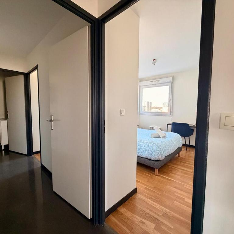 Jouhaux - T5 avec 4 Chambres 2 Salles de bain et Terrasse - Apartment - 36