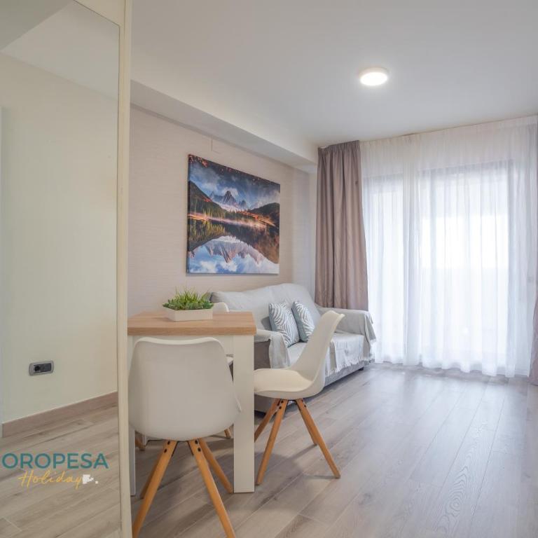 Holiday Primera Linea Magic World - Apartamento Deluxe de 2 dormitorios con vistas al mar - 3