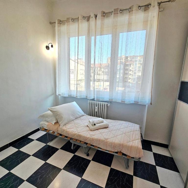 Lingotto's Suite 2 min to the metro & InAlpi Arena - One-Bedroom Apartment - 33