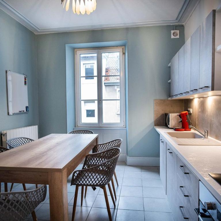 Spacieux Appartement 5 chambres Centre Ville Quartier Tribunal - Appartamento - 8