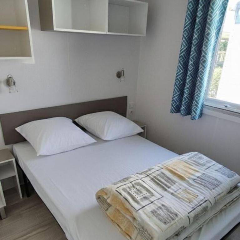 Camping Paradis Les Jonquilles - Mobile Home Confort - 2 Chambres - 3