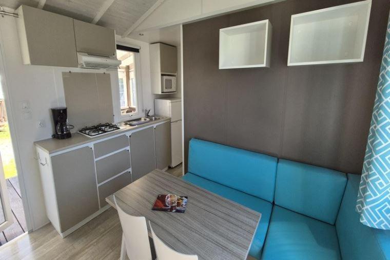 Camping Paradis Les Jonquilles - Mobile Home Confort - 2 Chambres - 4