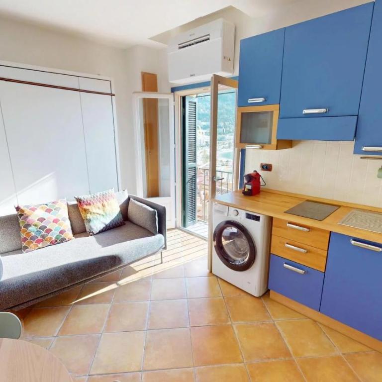 109RDLC - Agréable petit 2 pieces climatisé avec vue mer panoramique en plein coeur de la vieille ville de Menton - Appartement 1 Chambre - 6