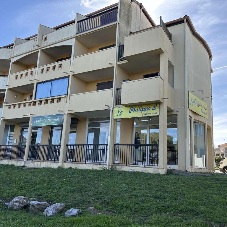 SP690-007 Appt 2 pièces - 4 couchages - SAINT PIERRE LA MER - One-Bedroom Apartment - 12