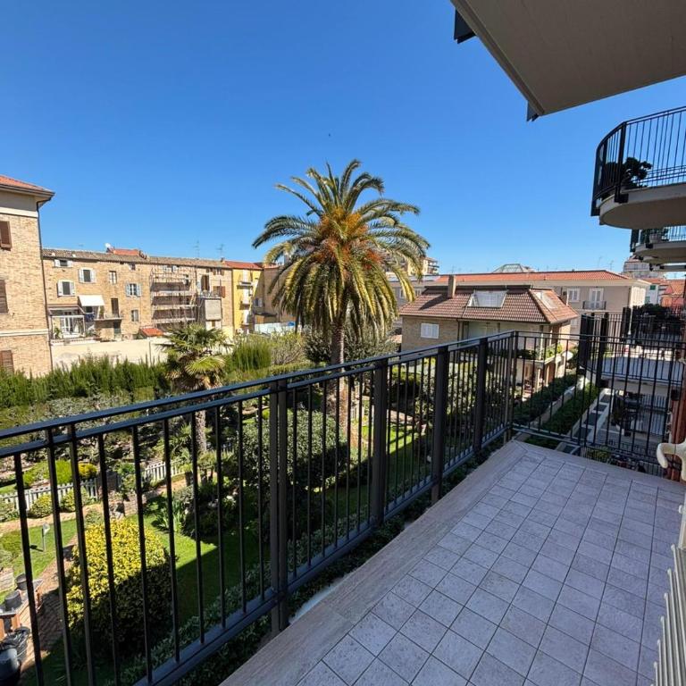 Ampio e nuovissimo Trilocale 6 pax centrale - Appartamento Standard con 2 Camere da Letto - 16