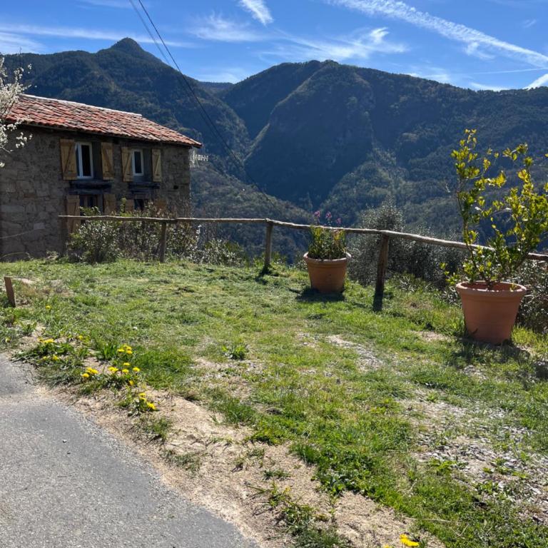 Maison Lantosque 4 personnes face montagne - Haus mit 1 Schlafzimmer - 16