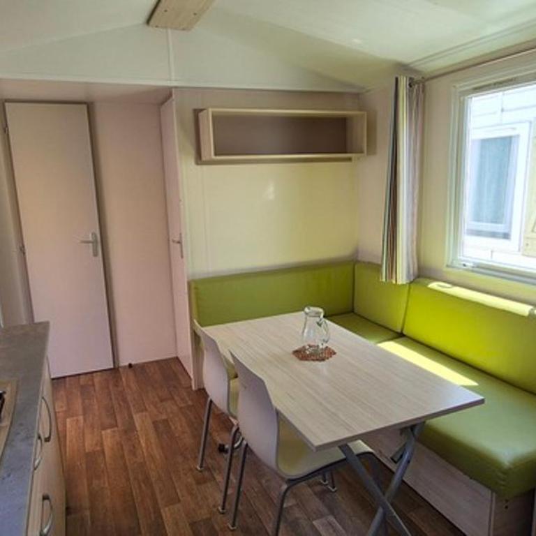 Camping Paradis Les Jonquilles - Classic Mobile Home - 2 Bedrooms - 1