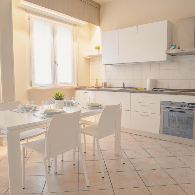 Sweet Lake Apartment - Italian Homing - Appartamento con 2 Camere da Letto - 5