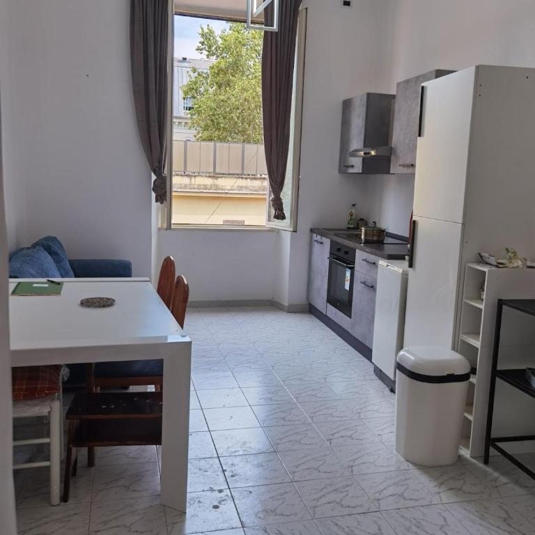 Roma termini Tina Ya B&B - Camera Queen Standard - 18