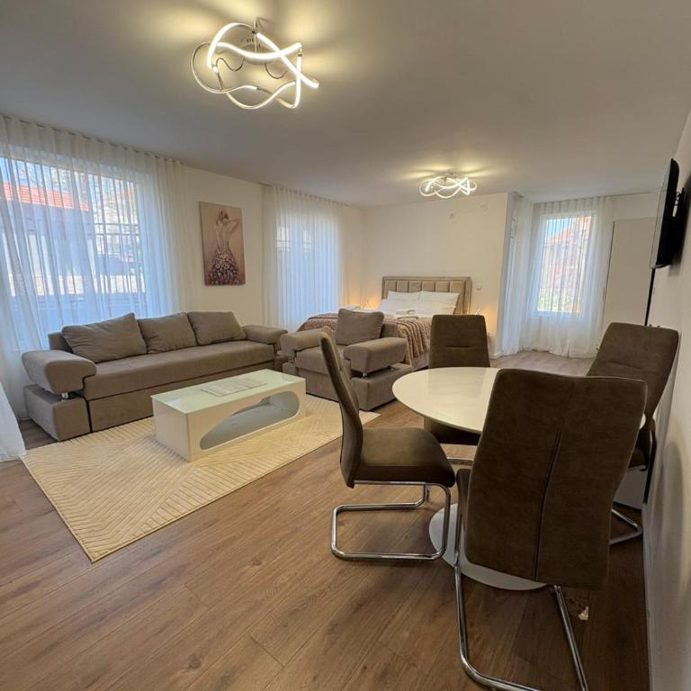 Sueno Apartmani - Family Studio - 1