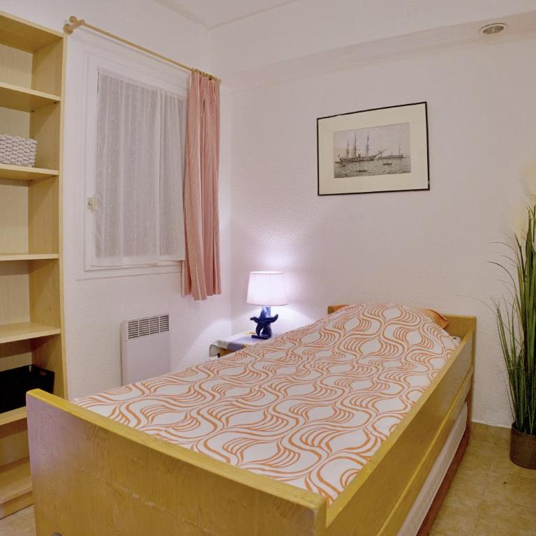 Sea view, terrace, and swimming pool in the heart of the Esterel - Appartement 2 Chambres - 13