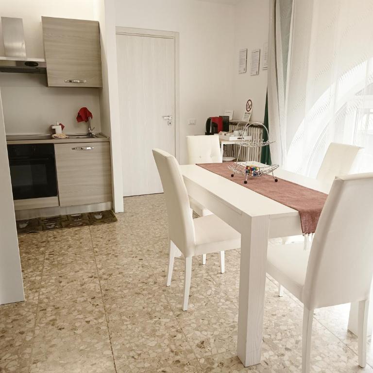 Little Apartament Verona - One-Bedroom Apartment - 5