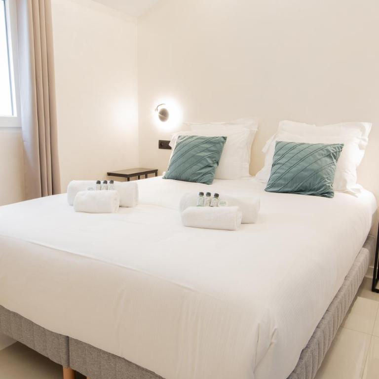 Luxury Apartment - Central Cannes, near Beach & Palais - LRACANNES - BLOOM - Six-Bedroom Duplex Apartment with Private Pool, Hot tub, Sauna, and Terrace - 10