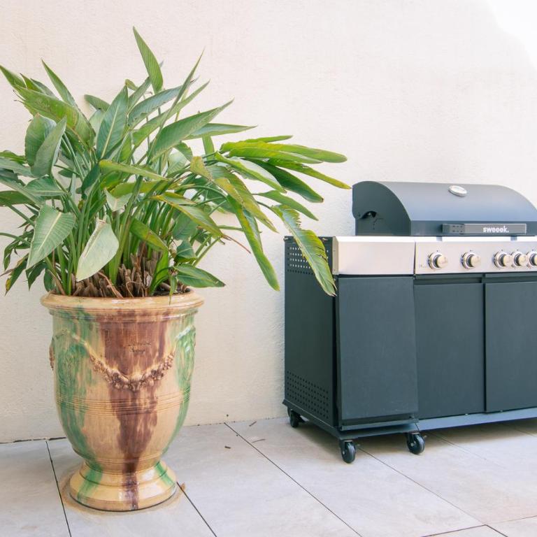 Luxury Apartment - Central Cannes, near Beach & Palais - LRACANNES - BLOOM - Six-Bedroom Duplex Apartment with Private Pool, Hot tub, Sauna, and Terrace - 11