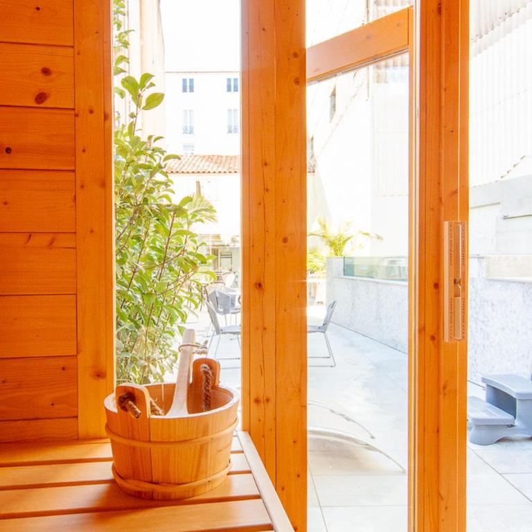 Luxury Apartment - Central Cannes, near Beach & Palais - LRACANNES - BLOOM - Six-Bedroom Duplex Apartment with Private Pool, Hot tub, Sauna, and Terrace - 21