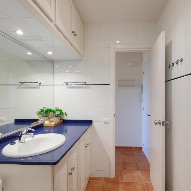 Seafront Views Apartment in Platja d'Aro - Apartamento - 25