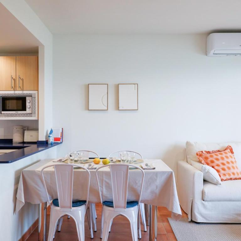 Seafront Views Apartment in Platja d'Aro - Apartamento - 4