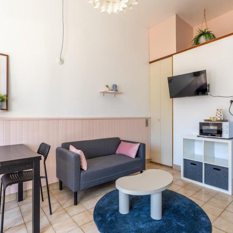 Studio Pop, calme, lumineux, parking privé devant - One-Bedroom Apartment - 2