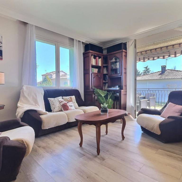 Les trois Pitchounes- Wifi- Piscine- Calme - Casa con 4 camere da letto - 1