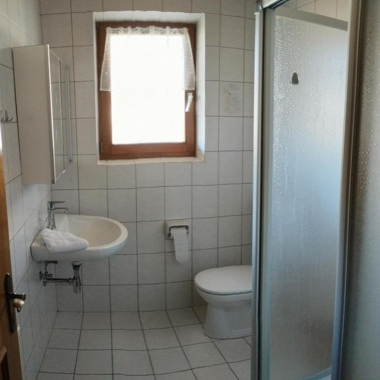 Haus Dorfer - Apartment 1 mit 1 Schlafzimmer und Balkon - 9