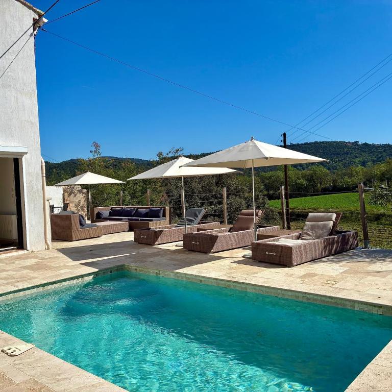 Villa with private pool & Air Conditioning near St-Tropez - Villa with Private Pool - 3