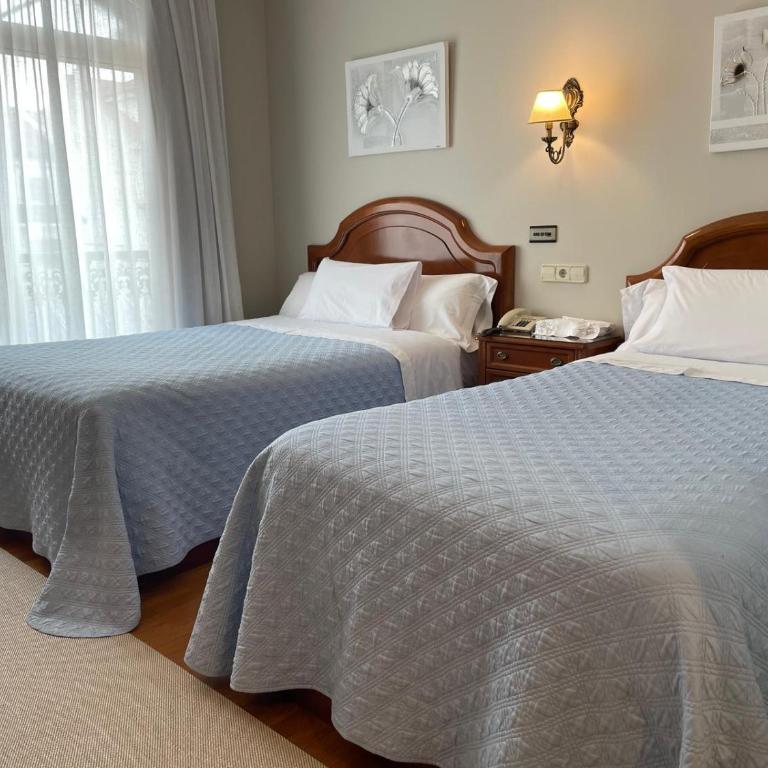 Hotel Playa Compostela - Habitación Triple con balcón - 4