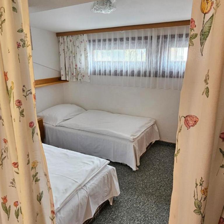 Frühstückspension Schönblick - Apartment mit 2 Schlafzimmern und Bergblick - 3
