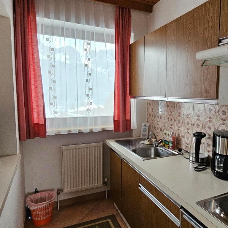 Frühstückspension Schönblick - Apartment mit 2 Schlafzimmern und Balkon - 2