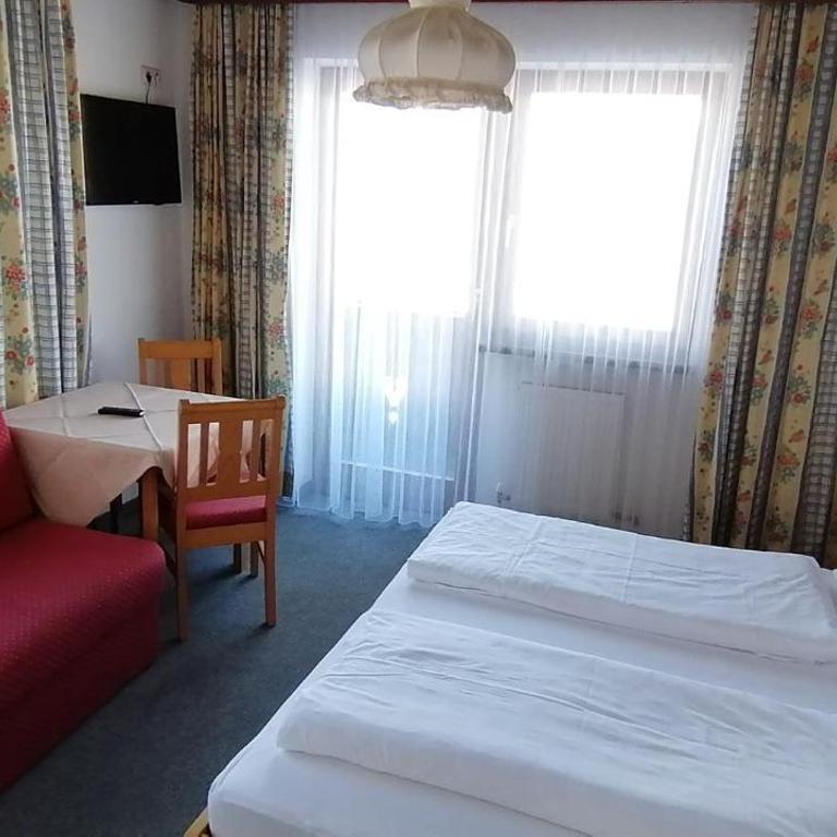 Frühstückspension Schönblick - Doppelzimmer mit Bergblick - 4