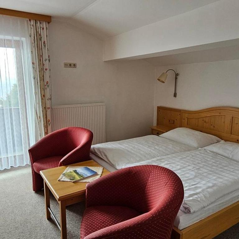 Frühstückspension Schönblick - Doppelzimmer mit Badewanne - 3