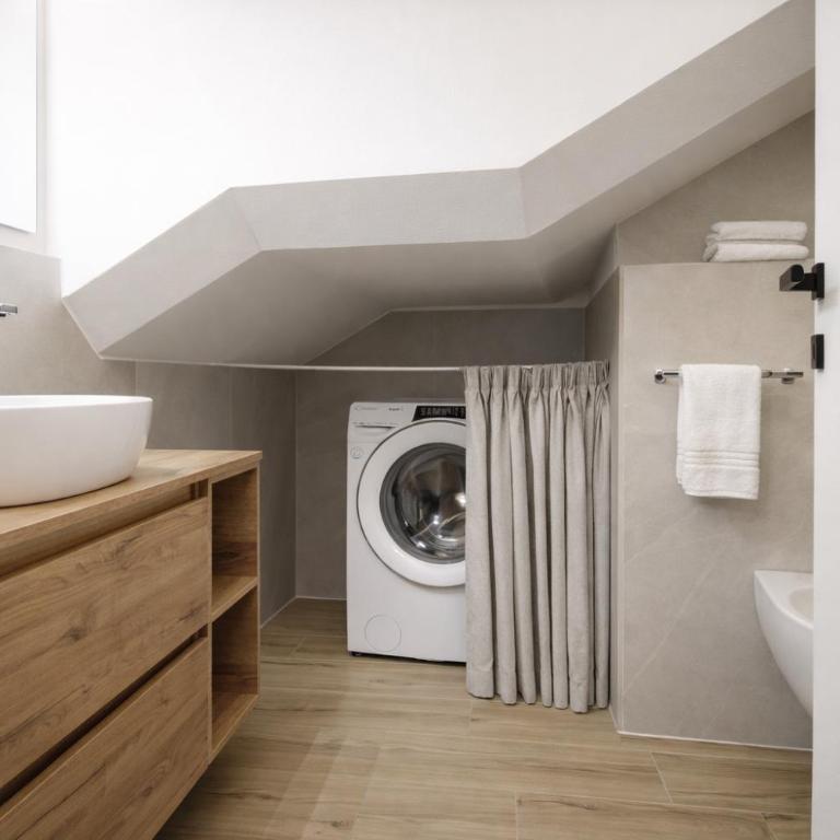 MOUNTAIN HOME Fiemme - Agenzia Dolomiti Affitti - Appartamento con 2 Camere da Letto e Balcone - 17