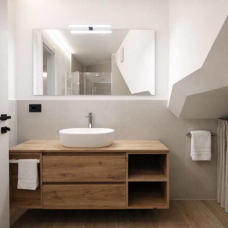 MOUNTAIN HOME Fiemme - Agenzia Dolomiti Affitti - Appartamento con 2 Camere da Letto e Balcone - 32