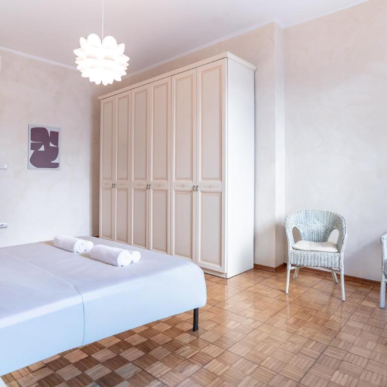 100m to Arena 3BR Luxury Stay Verona - Three-Bedroom Apartment - 36