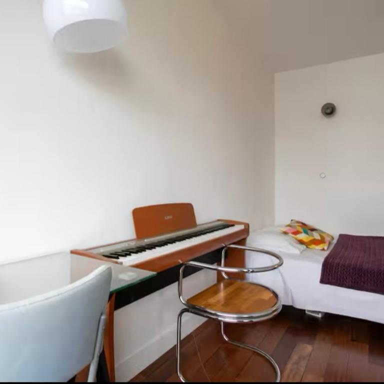 Charmant appartement rénové avec ascenseur et balcon Paris 14 - Appartement 2 Chambres - 12
