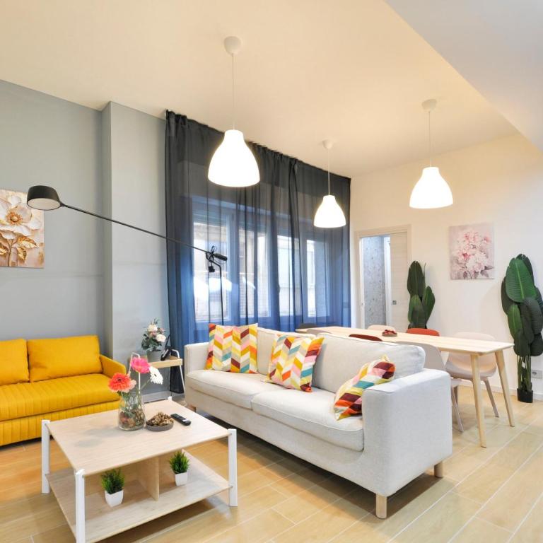 I-Host Como Luxury Apartment - Bianca - Appartamento con 3 Camere da Letto - 1