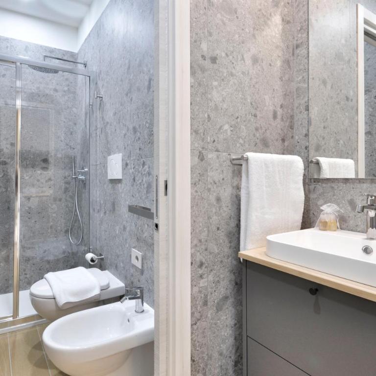 I-Host Como Luxury Apartment - Bianca - Appartamento con 3 Camere da Letto - 15