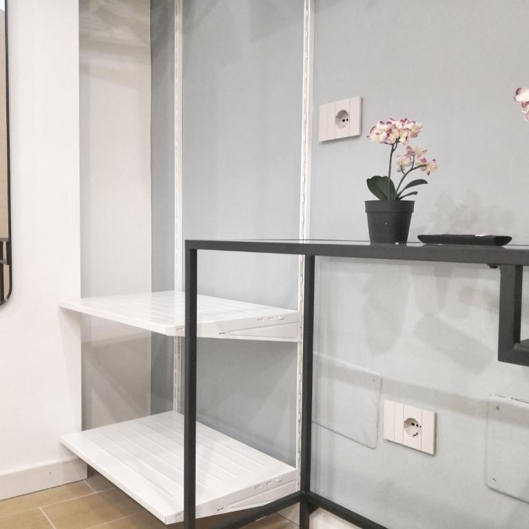 I-Host Como Luxury Apartment - Bianca - Appartamento con 3 Camere da Letto - 28