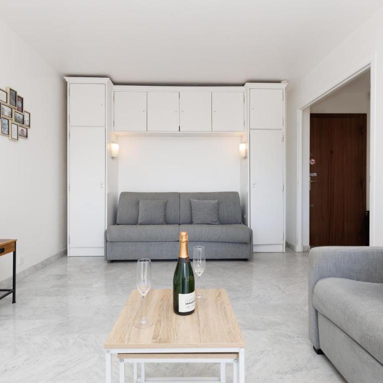 MontFleury YourHostHelper - Studio avec Terrasse - 12