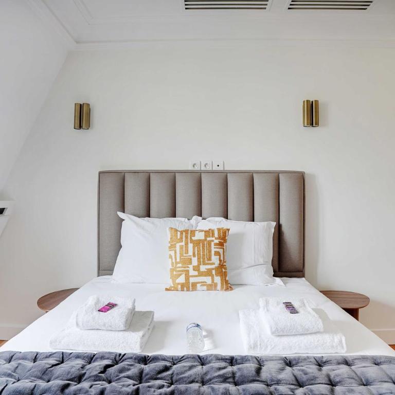 Sumptuous Apartment - 4CH 8P - Champs ElysÃ©ees - Appartement 4 Chambres - 8