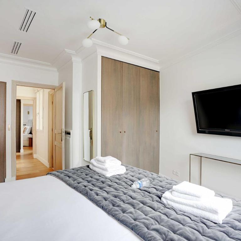 Sumptuous Apartment - 4CH 8P - Champs ElysÃ©ees - Appartement 4 Chambres - 17